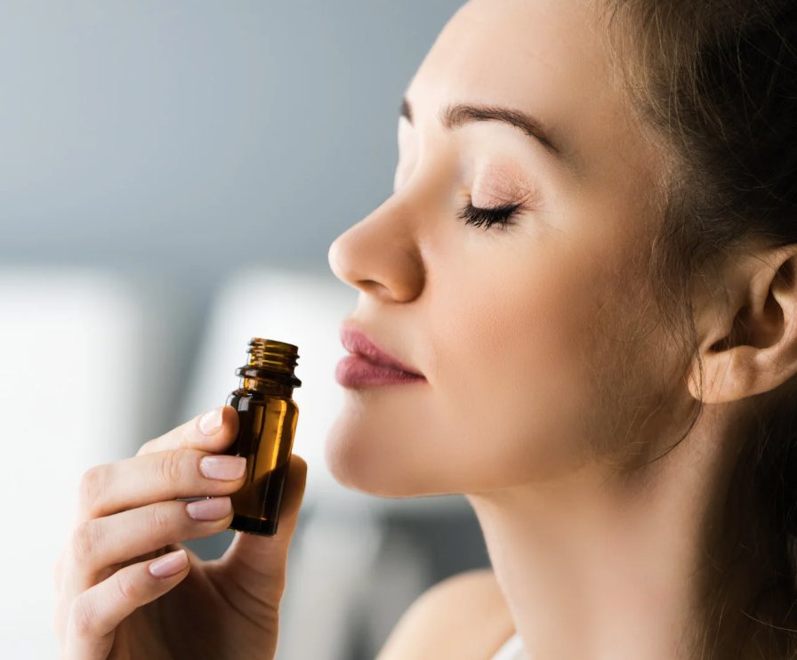 Feel Beautiful, Be Calm: The Power of Aromatherapy for Relaxation and Beauty