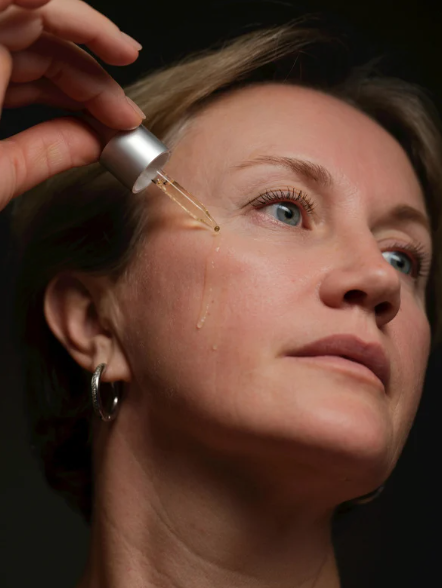 How to Hydrate Skin at 40+ When Nothing Seems to Work