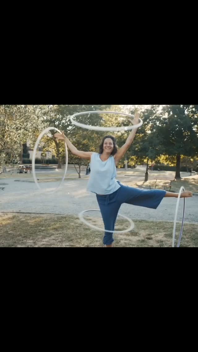 Ever feel like this? 🥴 Spinning ALL the hoops, standing on one leg, trying to keep it together?
In today’s Tuesday Tea, I talked about how being too busy is throwing off your health, joy, and closest relationships.

✨ Want the replay? Comment BUSY or DM me — I’ll send you the link! 💜

#purpleessencebyevelyn #TuesdayTeaWithEvelyn #TooBusy #agewellwithevelyn #mindfulliving #slowdown