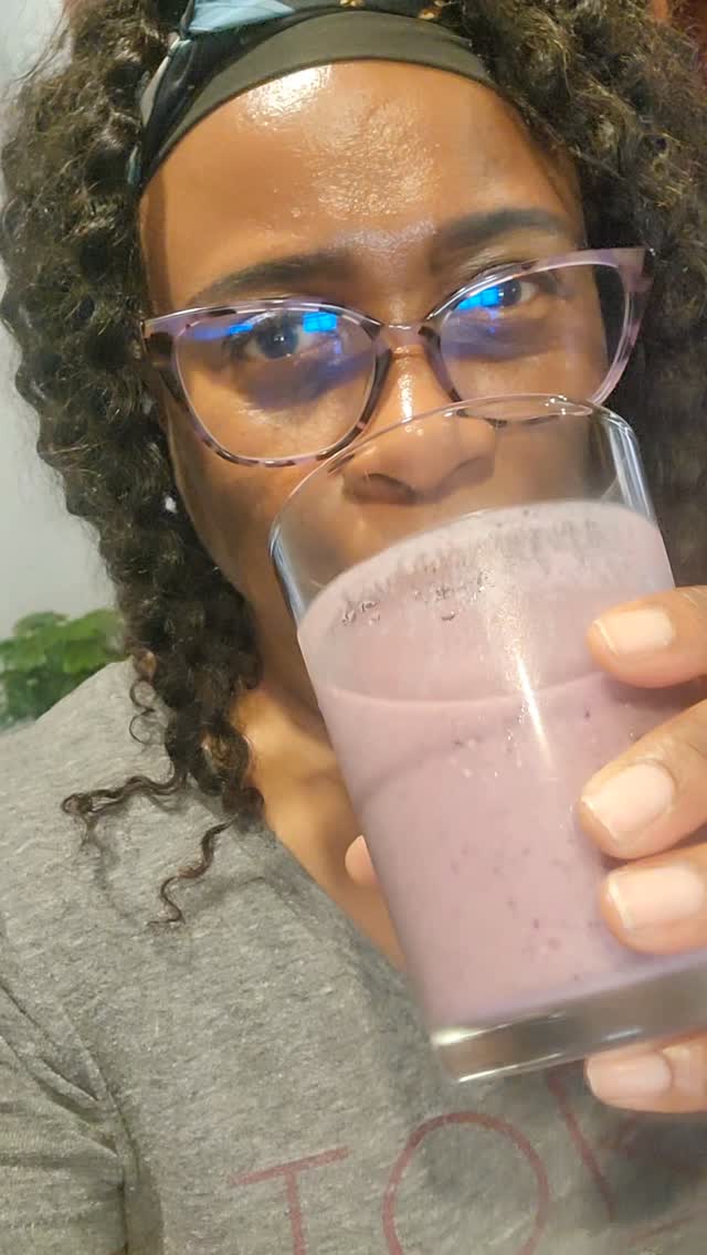 👀 Did you know your daily habits, such as squinting, frowning, or even sipping through a straw, can create habitual lines on your face?

The good news: you don’t need expensive products to slow them down. ✨
With a few simple lifestyle shifts, you can protect your glow and keep your skin looking smooth and radiant.

🍂 I just shared a new blog post with easy tips you’ll actually use. No products required!

👉 Read it here: purpleessencebyevelyn.com/what-are-habitual-lines-and-how-to-slow-them-down

💜 Your skin tells your story. Let’s make it one of grace, confidence, and radiance.

#purpleessencebyevelyn #HabitualLines #DitchTheStraw #AgeWellWithEvelyn #AgingWellGuide