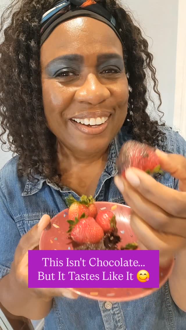 This looks like chocolate… but it’s actually chocolate hummus 🍓  li's such a simple way to satisfy a sweet craving without overthinking it.

I love easy, realistic, healthy swaps like this. 💜

What have you swapped lately? 

Follow for more simple wellness habits.

#QuickSnacks #HealthyLifestyle #WomenOver40 #HealthyFoodSwap #WellnessHabit