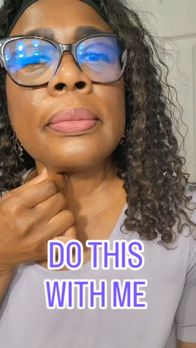 Do this with me!

This simple neck check takes just a few seconds and may reveal more than you think.

Want to know why your neck often ages faster than your face? Read my blog to learn the 4 reasons — and what you can do to help your neck age well.

The link is in the bio.

#WomenOver40 #NeckCare #SkincareTips #AgeWellWithEvelyn #PurpleEssenceByEvelyn