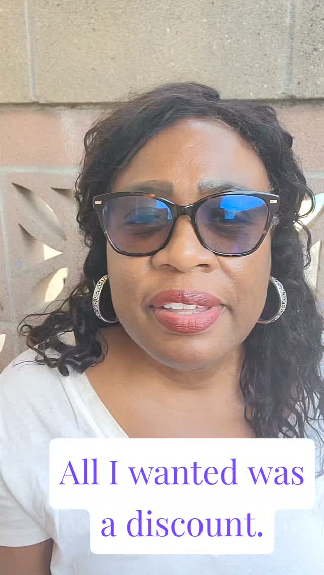 All I wanted was a discount. The Direct Sales industry gave me so much more. 😃

Follow me this week. I will share daily tidbits as we celebrate Direct Sellers Day.

#purpleessencebyevelyn #directsellersday #IOnlyWantedADiscount #BusinessJourney #smallbusinessowner