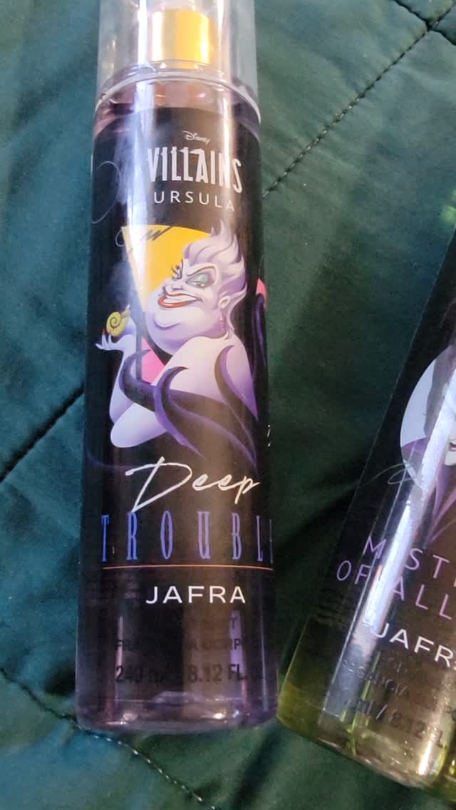 👑 REMEMBER THE DISNEY VAULT? 🏰✨

Remember when Disney would put their beloved movies back into the vault, and you had to grab your favorites before they disappeared?

Well, it's happening again! Only this time, it's the QUEENS! 💜

Maleficent. Ursula. Cruella. Evil Queen. 👑

These limited-edition JAFRA Disney Villains Body Mists are taking their final bow!

⏳ JUST 3 DAYS LEFT!

Whether you're a Disney lover, a fragrance enthusiast, or a woman who's embracing her own QUEEN ERA, these beauties are a fun way to celebrate your confidence, personality, and purpose.

🎁 And let's not forget—they make fabulous gifts for the Disney queens on your Christmas list!

October 31 is your last chance to shop this collection!

Which queen is calling your name? 👑 Drop her name below or message me to claim yours before the vault closes!

#PurpleEssenceByEvelyn #DisneyVillains #JAFRA #QueenEra #HolidayGiftIdeas